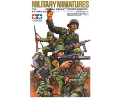 35030 Немецкая штурмовая пехота в атаке