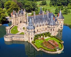 103072 Шато долины Луары 1000эл.