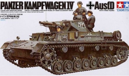 35096 Немецкий танк Pzkpw IV Ausf.D 1939г. с 3 фигурами танкистов