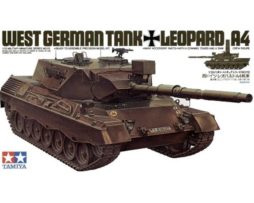 35112 Западно-германский танк LEOPARD A4 с 1 фигурой командира
