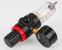 1704 Фильтр воздушный с регулятором давления и манометром