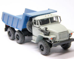 УРАЛ 55571 самосвал