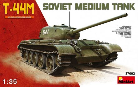 37002 Советский средний танк Т-44М с интерьером