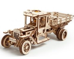 70015 Грузовик UGM-11