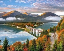 53353 Восход солнца над озером, Германия