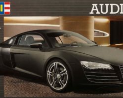 07057 Автомобиль Audi R8