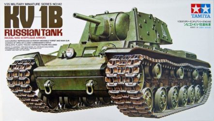 35142 Советский тяжелый танк КВ-1Б с 1-ой фигурой танкиста